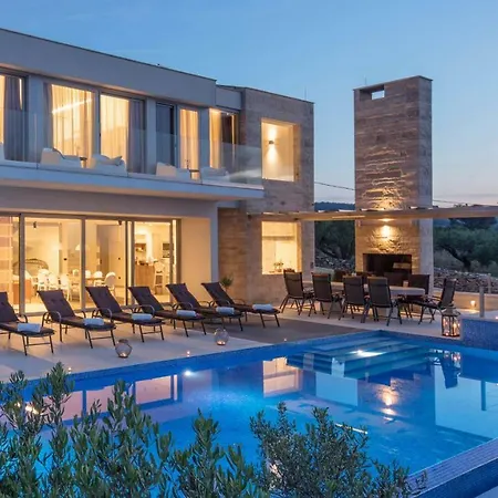 Villa Ana Splitska